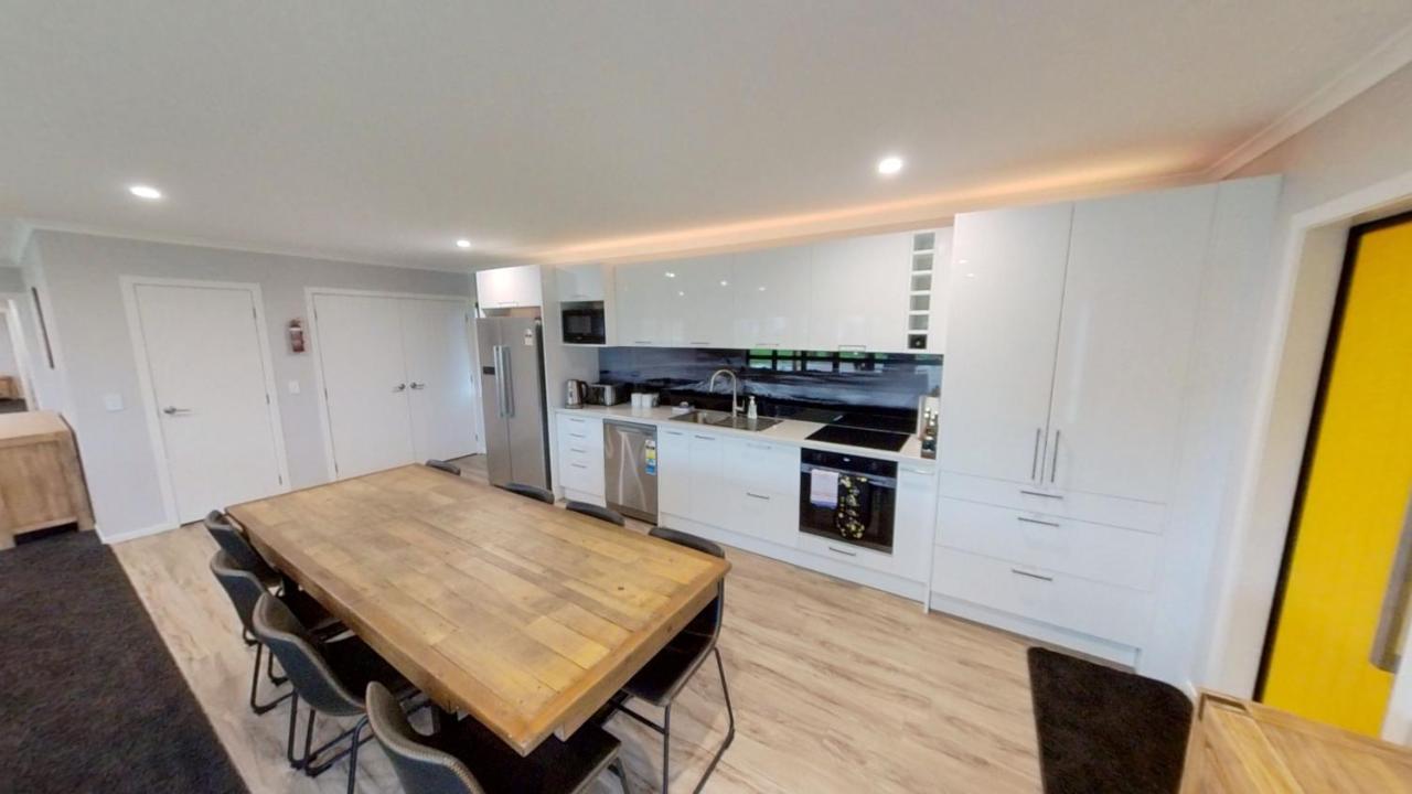 5 Bedroom, Solar On Snowmass Ohakune, Yellow Door מראה חיצוני תמונה